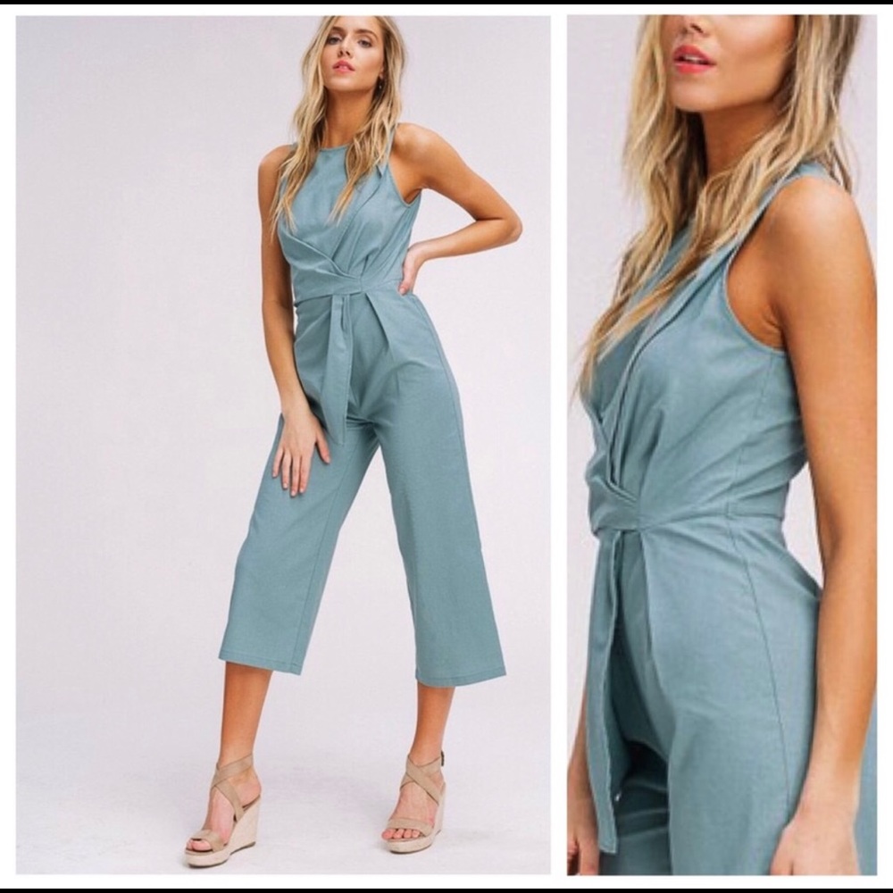 Listicle geometric shaped romper